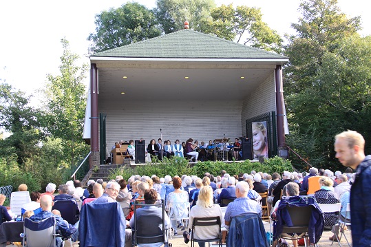 201609parkdienstpodium
